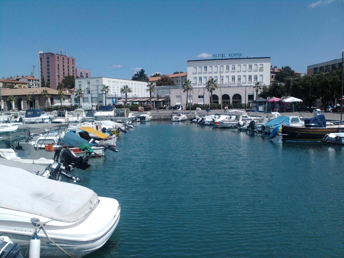 Sea Sun & Me Apartment Копер Екстер'єр фото